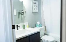 IMMACULATE LAKEVIEW FURNISHED PENTHOUSE CONDO FOR SALE - Photo 9