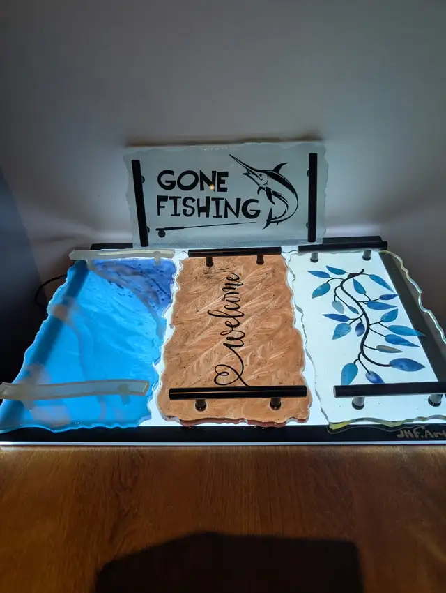 Resin serving trays