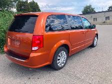 2011 Dodge Grand Caravan - Photo 2