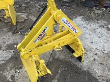 CONCRETE BARRIER , ROCK, ETC LIFTING CLAMPS