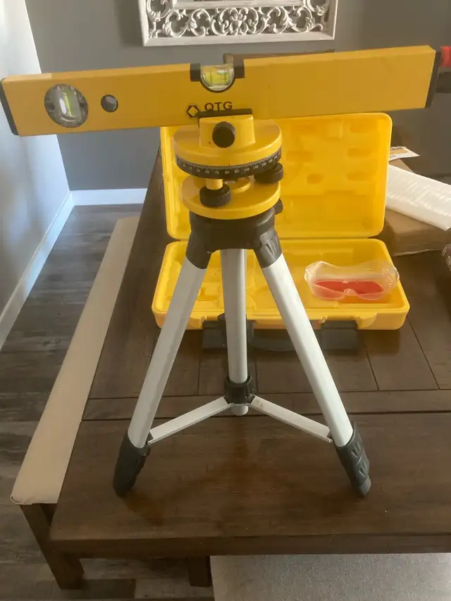 Quality Tools Laser Level