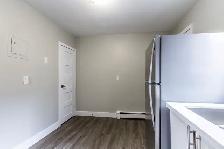 2 Bed,  1 Bath in KITCHENER Immediate move-in available - Photo 9