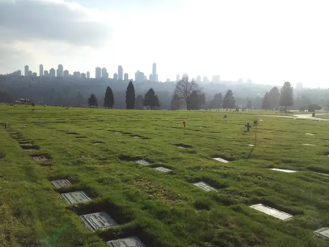 Forest Lawn Cemetery – Double Depth Burial Plots | Family Estate