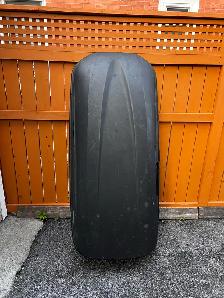 Thule roof cargo 71" X 31" X 15"