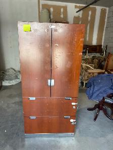 Free delivery used Wooden wardrobe with drawers - Photo 4