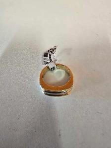 14K 2 Tone Gold Ring - Photo 2