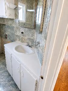 Superbe 5 1/2 à louer — 1 700 $ / mois - Photo 4