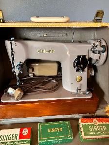 Vintage Singer Sewing Machine