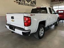 2017 Chevrolet Silverado 1500 LT-Z71 / 4x4 / d-Cab / 6.5 Box / L - Photo 3