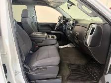 2017 Chevrolet Silverado 1500 LT-Z71 / 4x4 / d-Cab / 6.5 Box / L - Photo 6