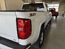 2017 Chevrolet Silverado 1500 LT-Z71 / 4x4 / d-Cab / 6.5 Box / L - Photo 30
