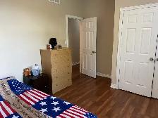 3-Bedroom Upper Unit available in Thorold - Photo 27