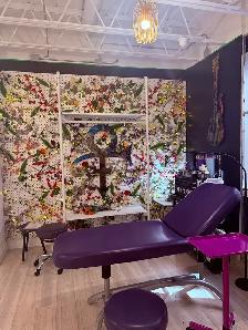 tattoo artist - Photo 2