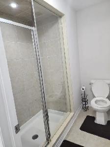 PRIVATE ROOM FOR RENT IN BRAMPTON - Photo 8