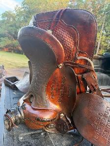Eamor Saddlery Roping Saddle