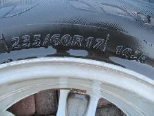 Pontiac Torrent/Equinox Aluminum Rims & Five Tires Very Clean - Photo 6
