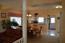 Great house, Great location - Photo 2