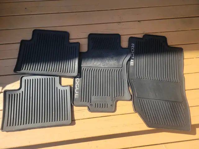 Original Nissan Rogue Floor Mats – $60 for All 4