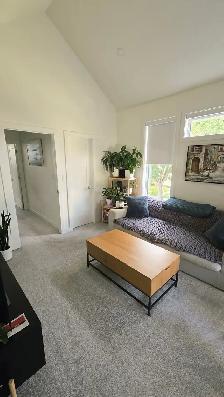 2 Bed 2.5 Bath Townhouse - Upper levels, in Ritchie Area - Photo 7