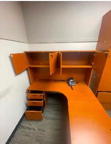 Professional Office desk with cabinets - Photo 5
