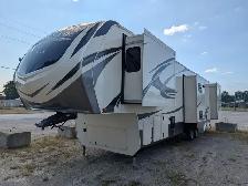 2020 Grand Design RV Solitude 3950BH  4 Slides, 2 Full Baths - Photo 4