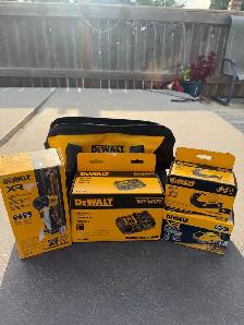 Dewalt Hydraulic Impact, 5Ah and 8Ah batteries, 12v/20v charger