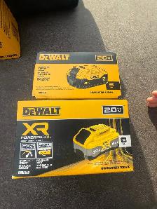 Dewalt Hydraulic Impact, 5Ah and 8Ah batteries, 12v/20v charger - Photo 4