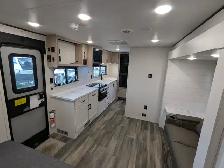 2026 Open Range 21RBS – Brand New! Huge Rear Bath, Slide - Photo 5