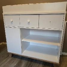 Storkcraft Change table and dresser
