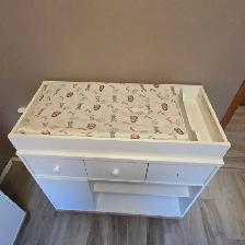Storkcraft Change table and dresser - Photo 2