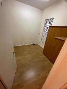 3 bdrm student apartment on TMU (Ryerson) Campus - Photo 4