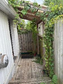Small 1 BDRM Bachelor Apmt Near Sutton, ON - Photo 6