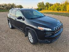 2016 Jeep Cherokee North Edition - Photo 2