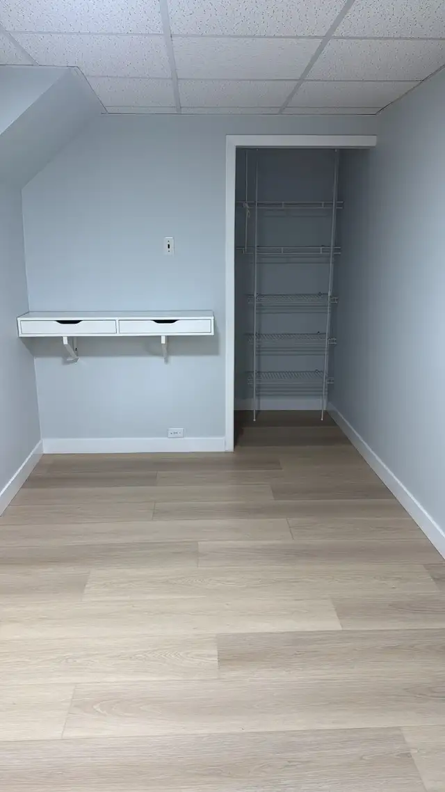 Private rooms for rent near St. Vital Mall