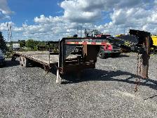 Gooseneck Flatbed Equipment Trailer – 25' Deck – Tandem Axle