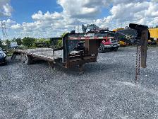 Gooseneck Flatbed Equipment Trailer – 25' Deck – Tandem Axle - Photo 5