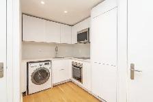 Renovated bachelor, Yonge & St. Clair - ID 2900