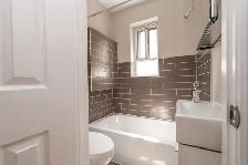 renovated bachelor, Church and Wellesley - ID 69 - Photo 7