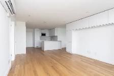 Renovated one bedroom plus den, Oxton and Oriole - ID 622 - Photo 3