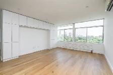Renovated one bedroom plus den, Oxton and Oriole - ID 622 - Photo 5