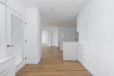 Renovated one bedroom plus den, Oxton and Oriole - ID 622 - Photo 8