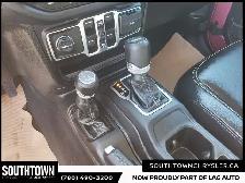 2024 Jeep Wrangler Sahara - Photo 14