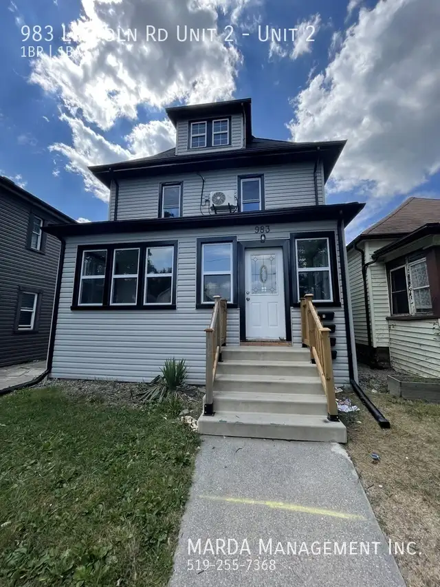 RENOVATED 1 BED/1 BATH IN WALKERVILLE   HYDRO