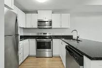 2 Bed 2 Bath Apartment | Stratford, ON Limited Time Savings! - Photo 2