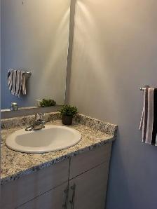 #8861 -  2 Bed/1.5 Bath Duplex with single car garage - Photo 8