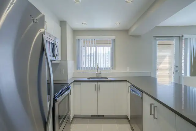 Downtown two bedroom apartment near McGill - ID 48