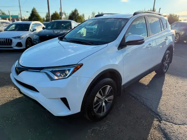2018 Toyota RAV4 LE