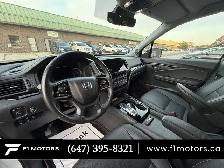 2022 Honda Pilot Touring AWD With Captain's Chairs | Single Owne - Photo 11