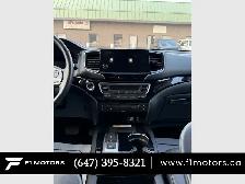 2022 Honda Pilot Touring AWD With Captain's Chairs | Single Owne - Photo 17