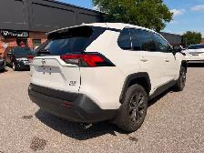 2025 Toyota RAV4 Hybrid XLE AWD PREMIUM, LEATHER, SUNROOF - Photo 6